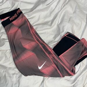 Nike capri leggings